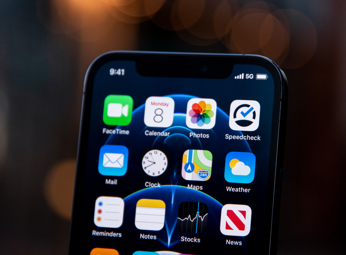 通许苹果手机维修分享为什么 iPhone 12 在冬季会自动关机 
