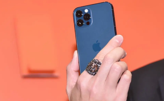 通许苹果手机维修分享iPhone12系列重启方法教程 